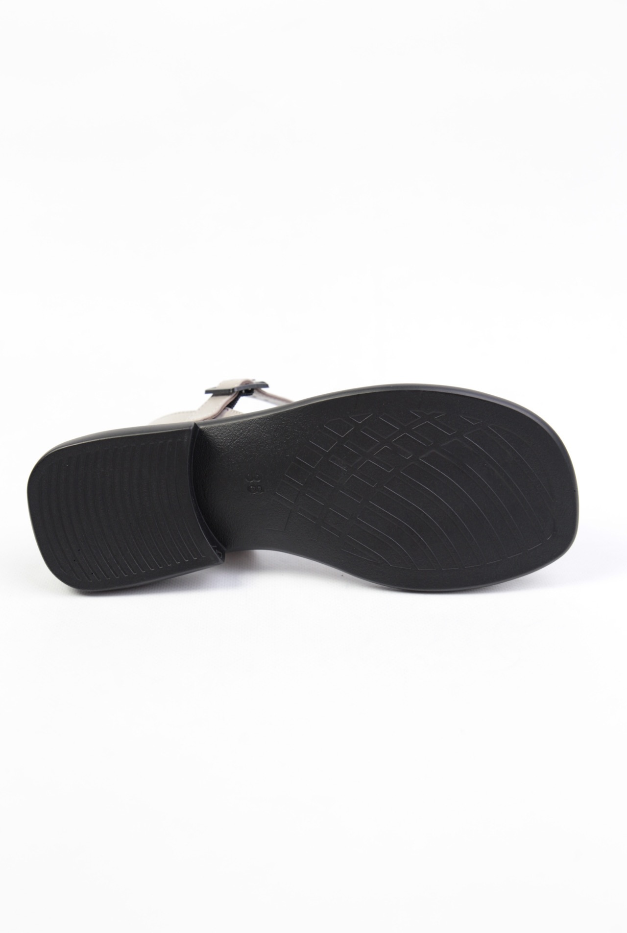 картинка Сандалии кожаные Benito от магазина Pratik