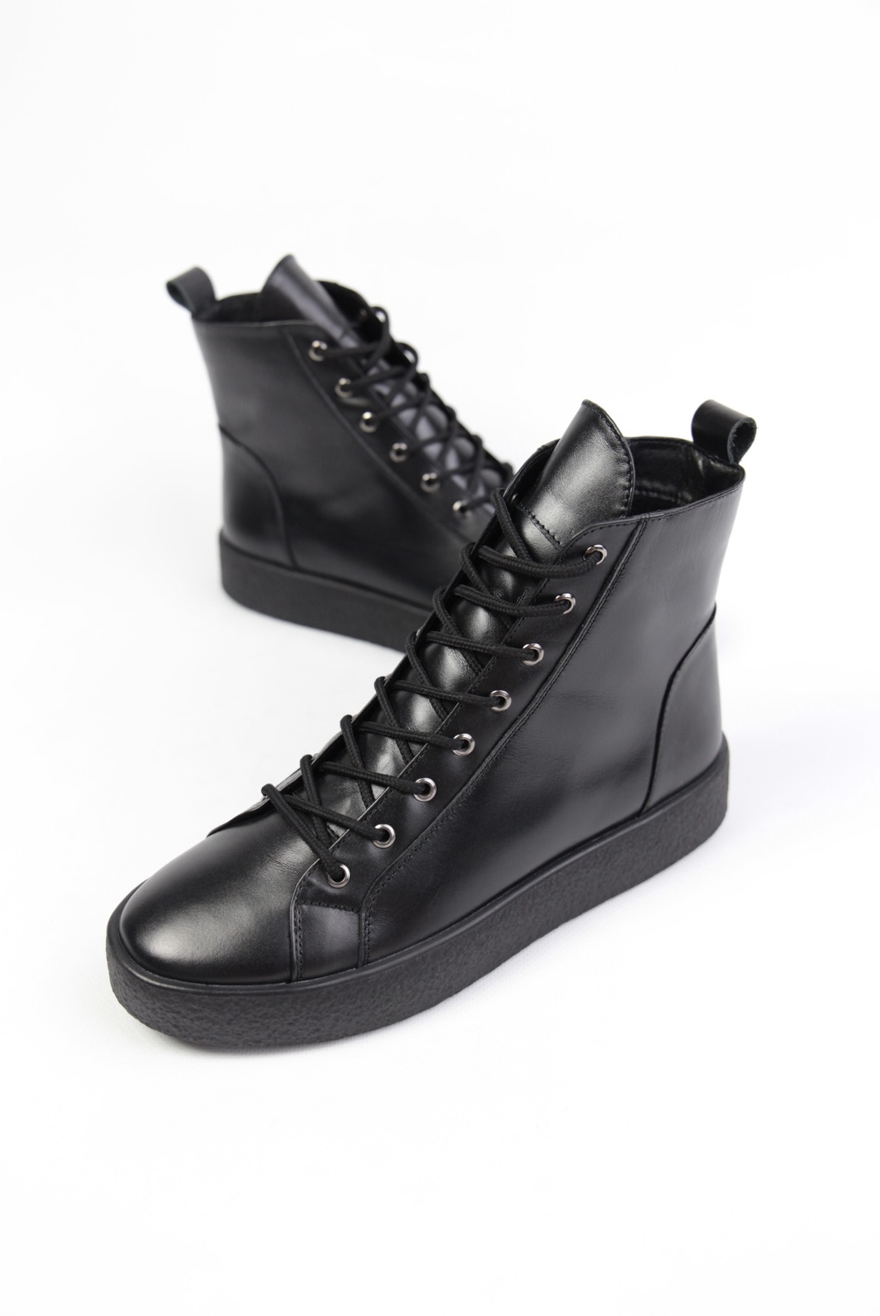 картинка Ботинки кожаные Benito от магазина Pratik