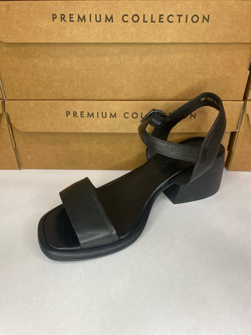 картинка Босоножки кожаные Benito от магазина Pratik