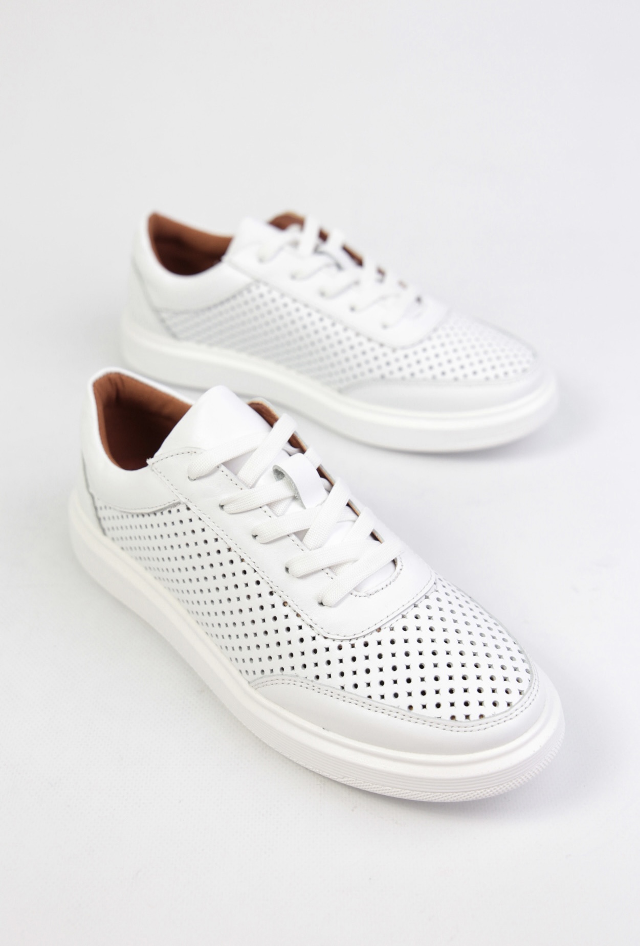 картинка Кеды кожаные Benito от магазина Pratik