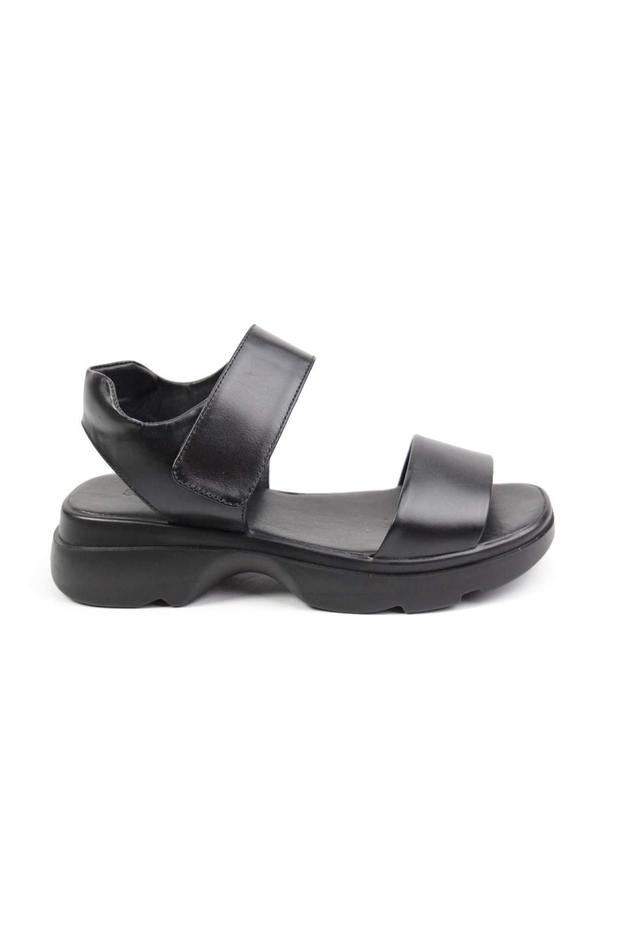 картинка Босоножки кожаные Benito от магазина Pratik