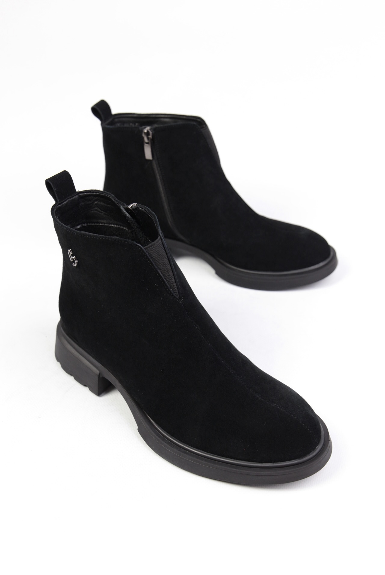 картинка Ботинки замшевые Benito от магазина Pratik