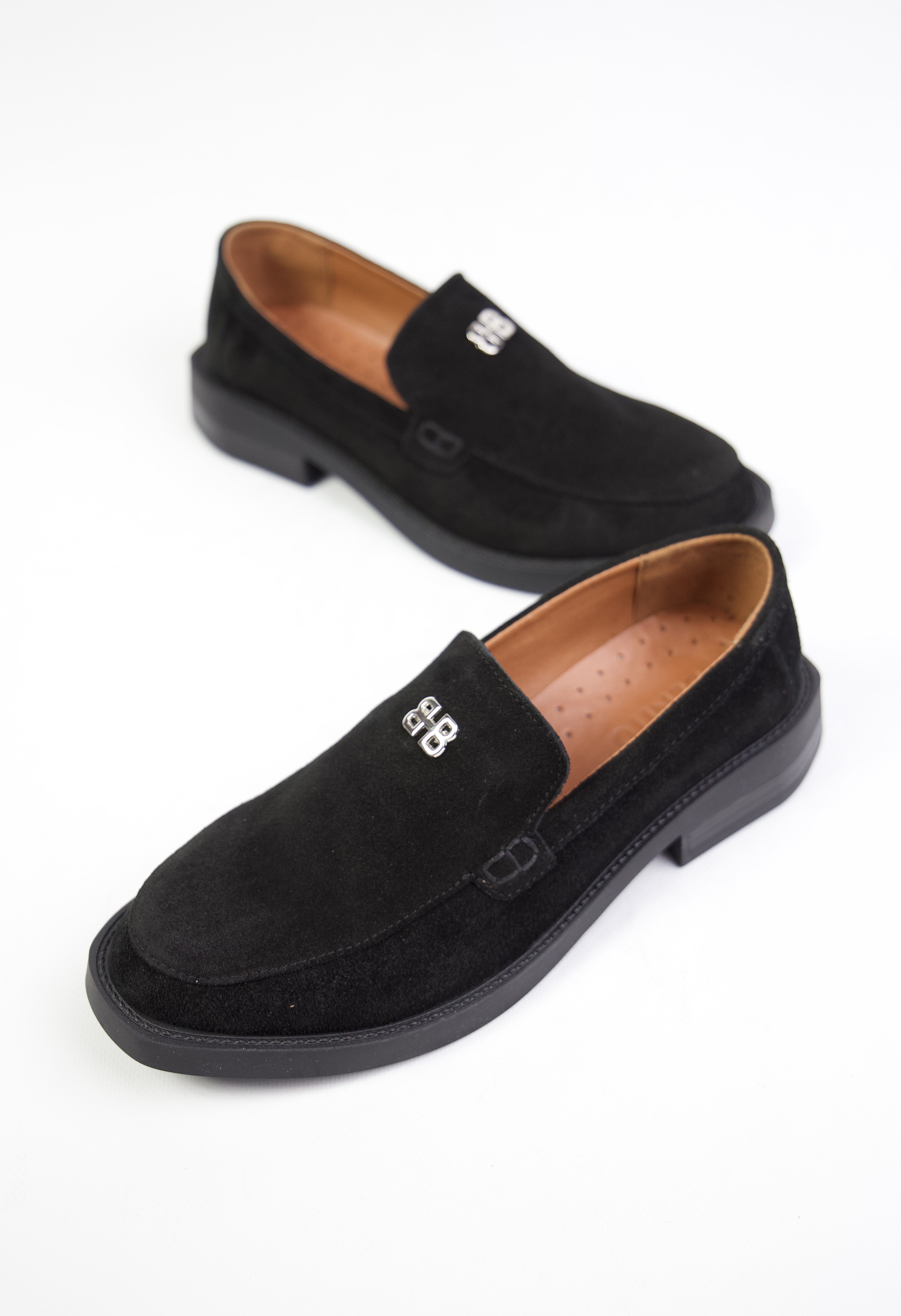 картинка Лоферы замшевые Benito от магазина Pratik