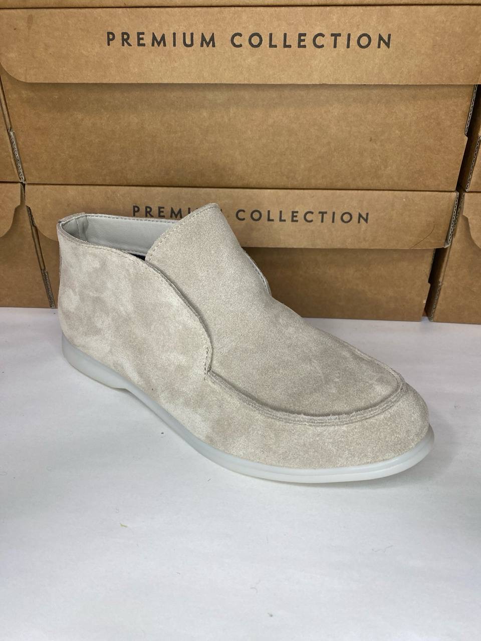 картинка Ботинки замшевые Benito от магазина Pratik