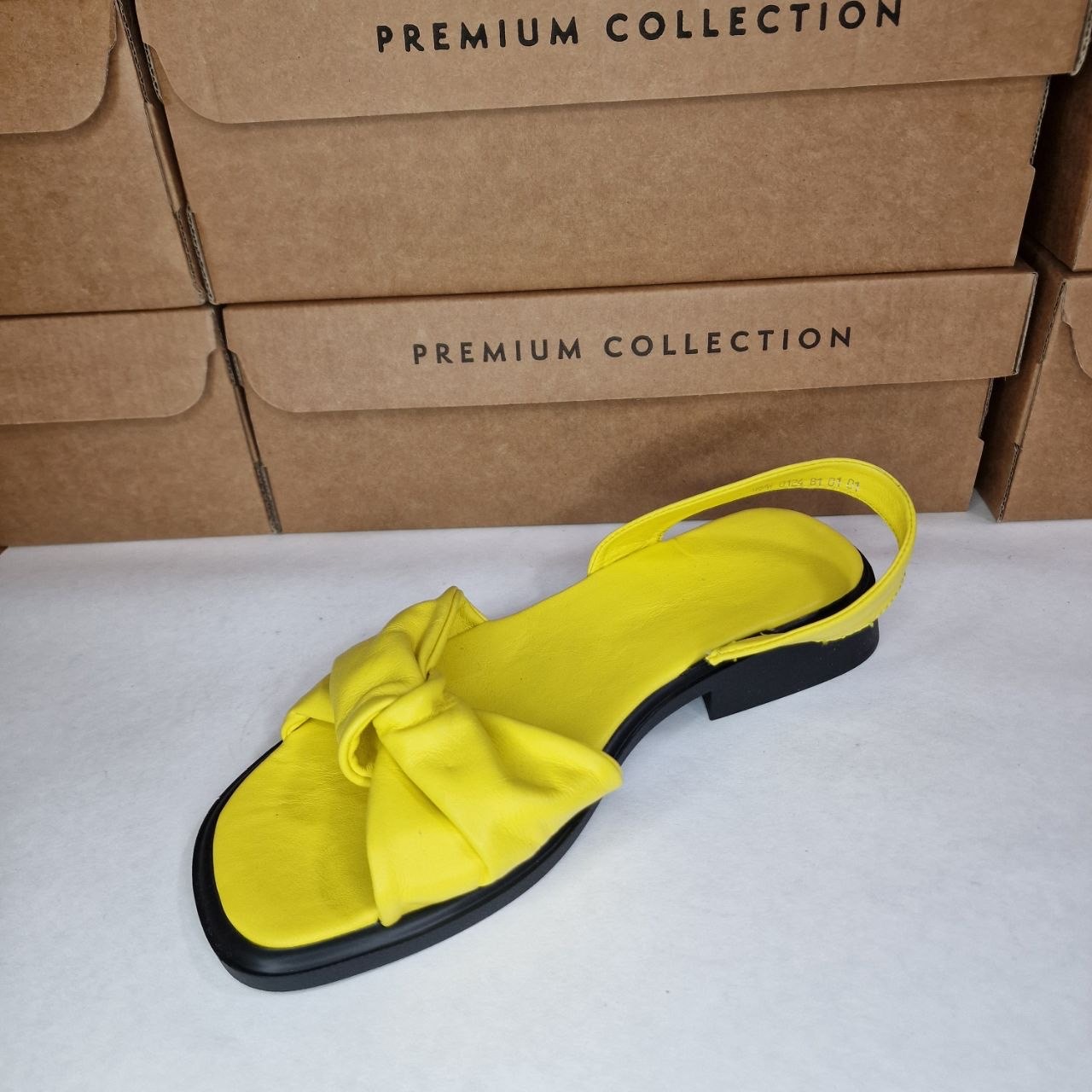 картинка Сандалии кожаные Benito от магазина Pratik