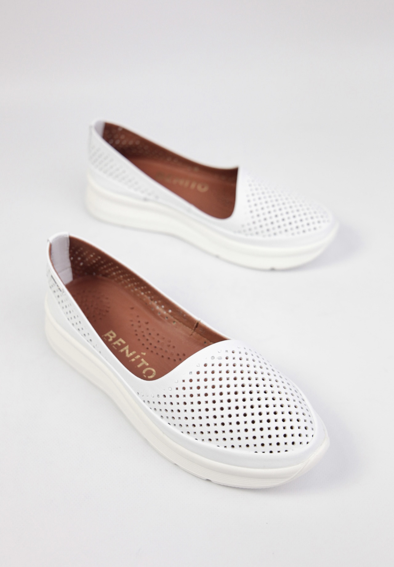 картинка Балетки кожаные Benito от магазина Pratik