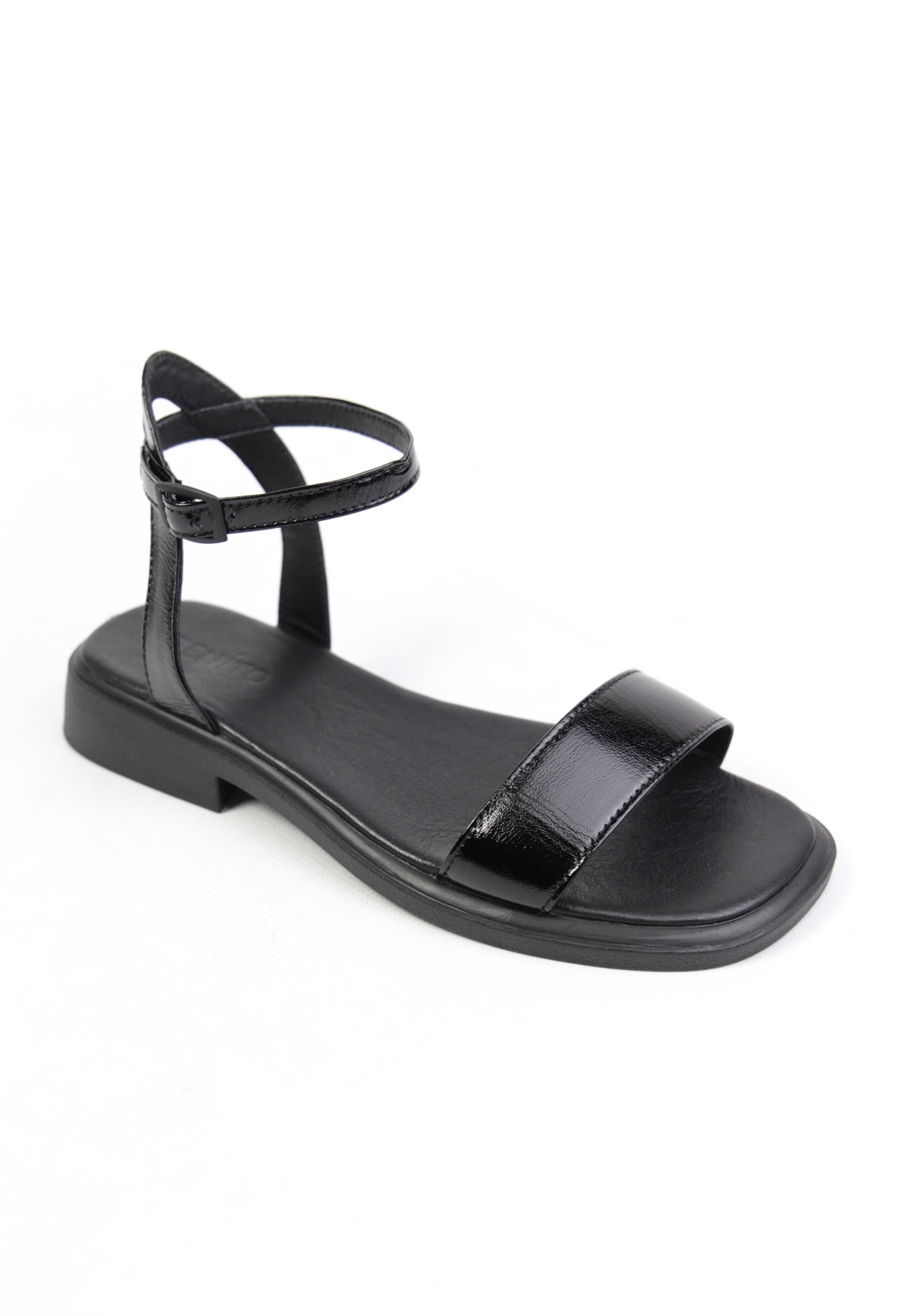 картинка Сандалии кожаные Benito от магазина Pratik