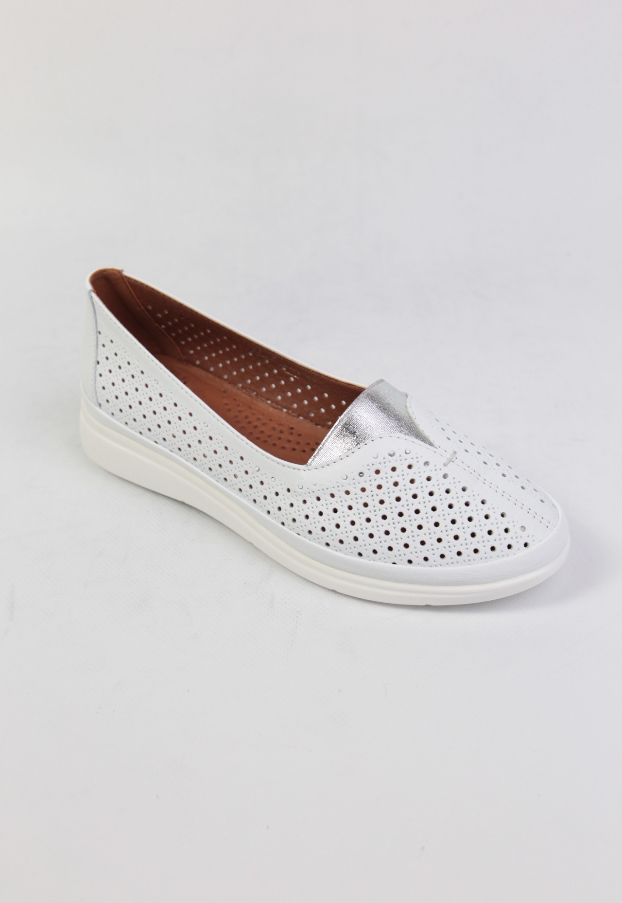 картинка Балетки кожаные Benito от магазина Pratik