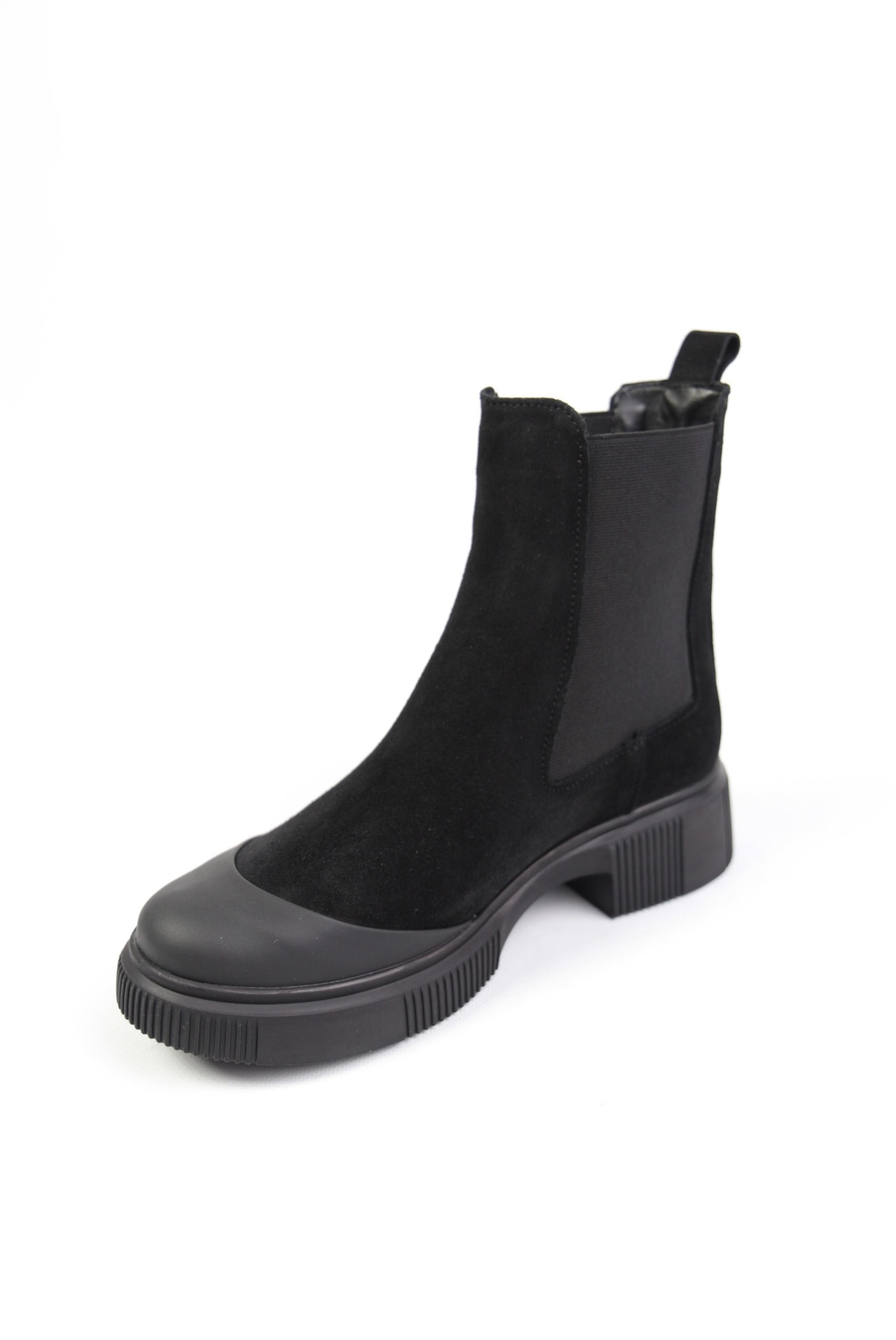 картинка Ботинки замшевые Benito от магазина Pratik