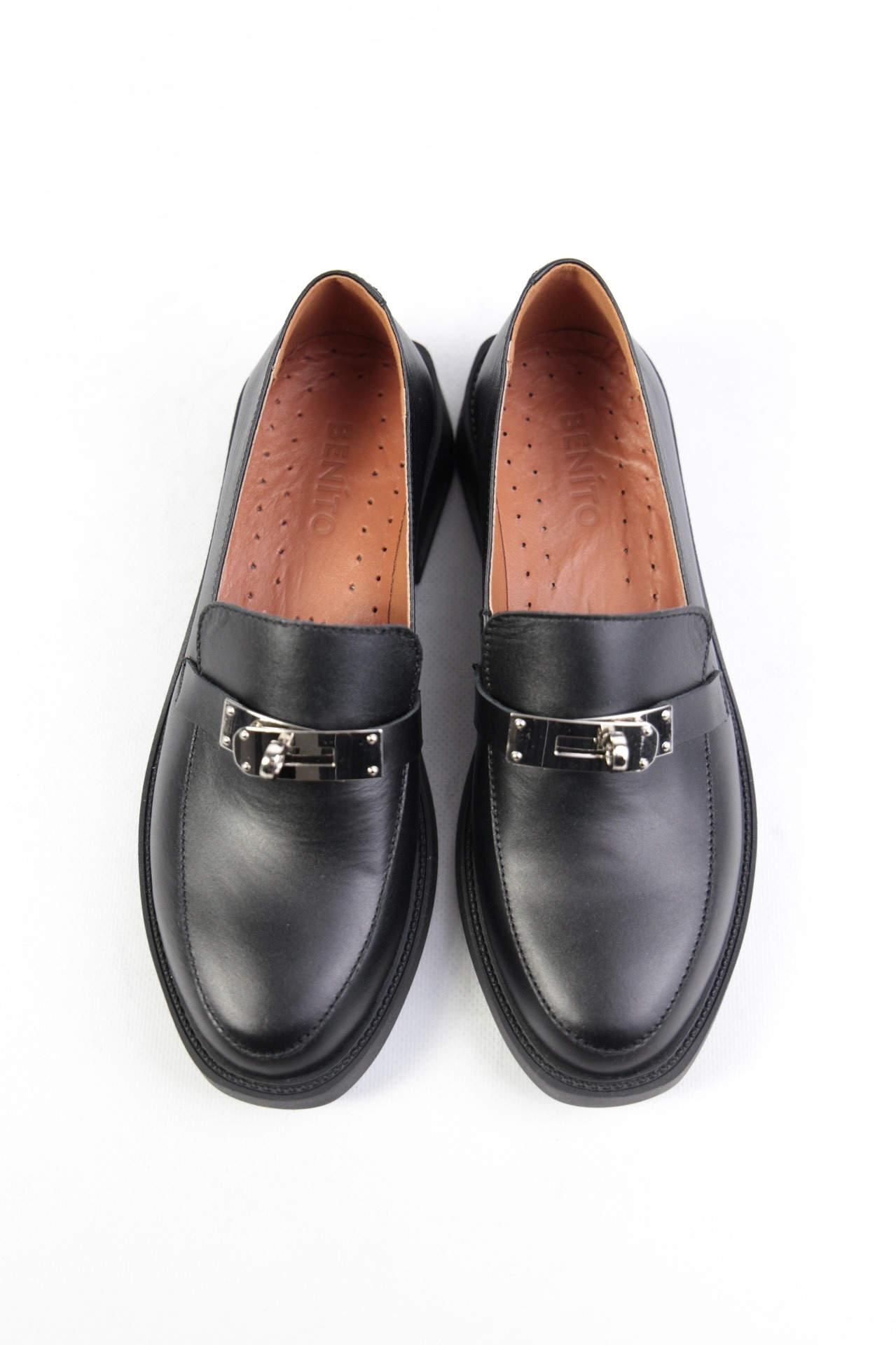 картинка Лоферы кожаные Benito от магазина Pratik