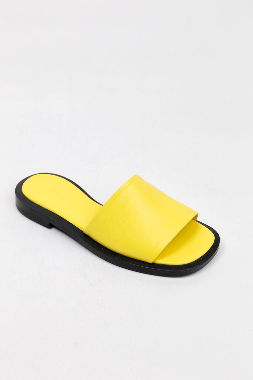 картинка Шлепанцы кожаные Benito от магазина Pratik